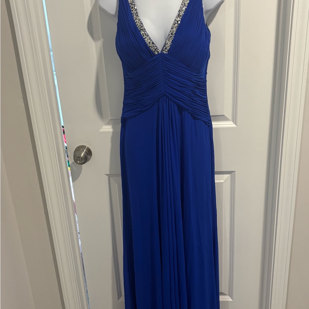 Elegant Blue Evening Gown